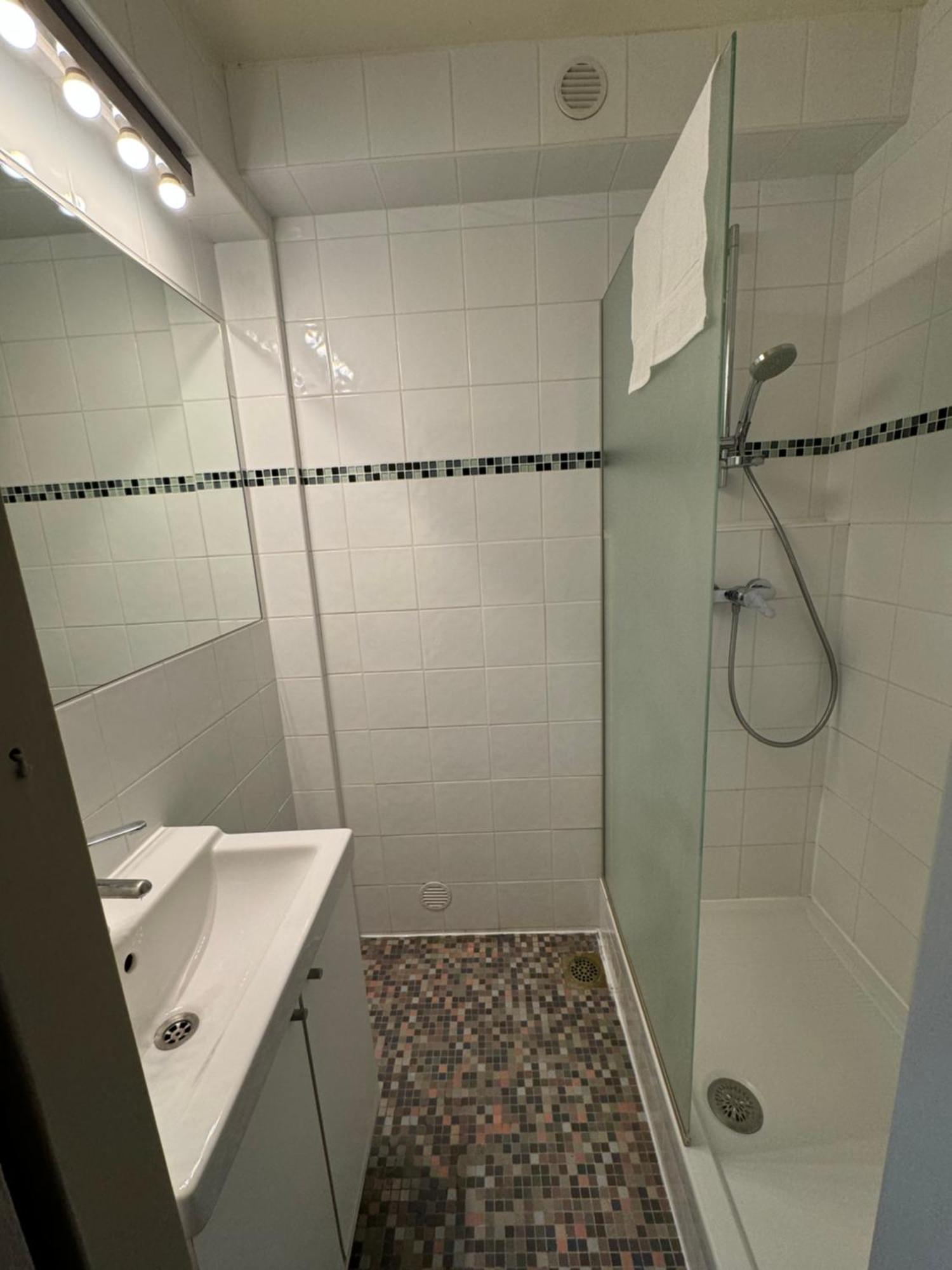 Appartement Au Centre De Valence Studio 5 エクステリア 写真