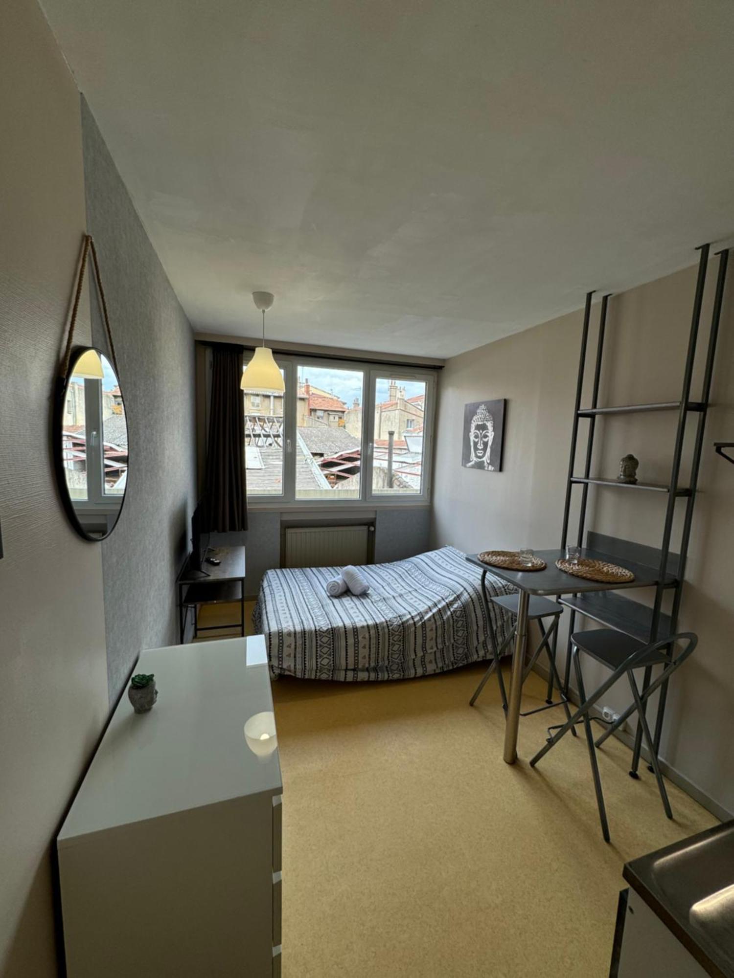 Appartement Au Centre De Valence Studio 5 エクステリア 写真